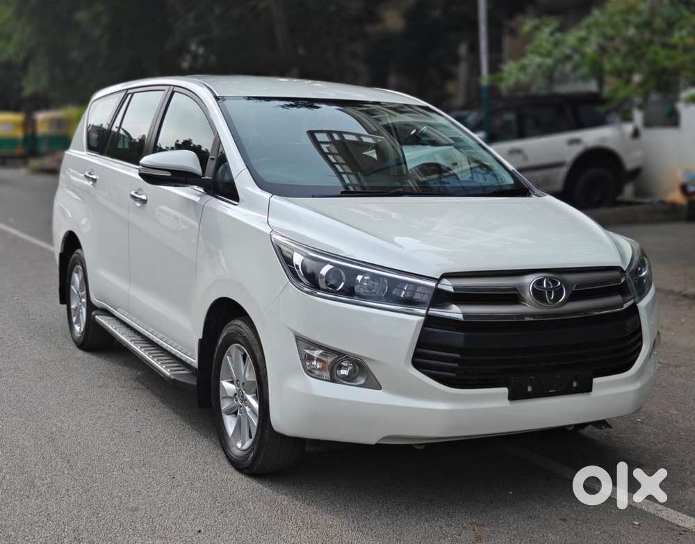 Toyota Innova Crysta 2.4 V, 2017, Diesel