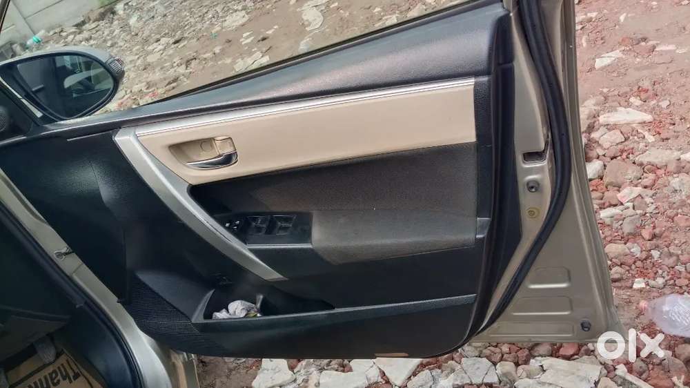 Toyota Corolla Altis 2016