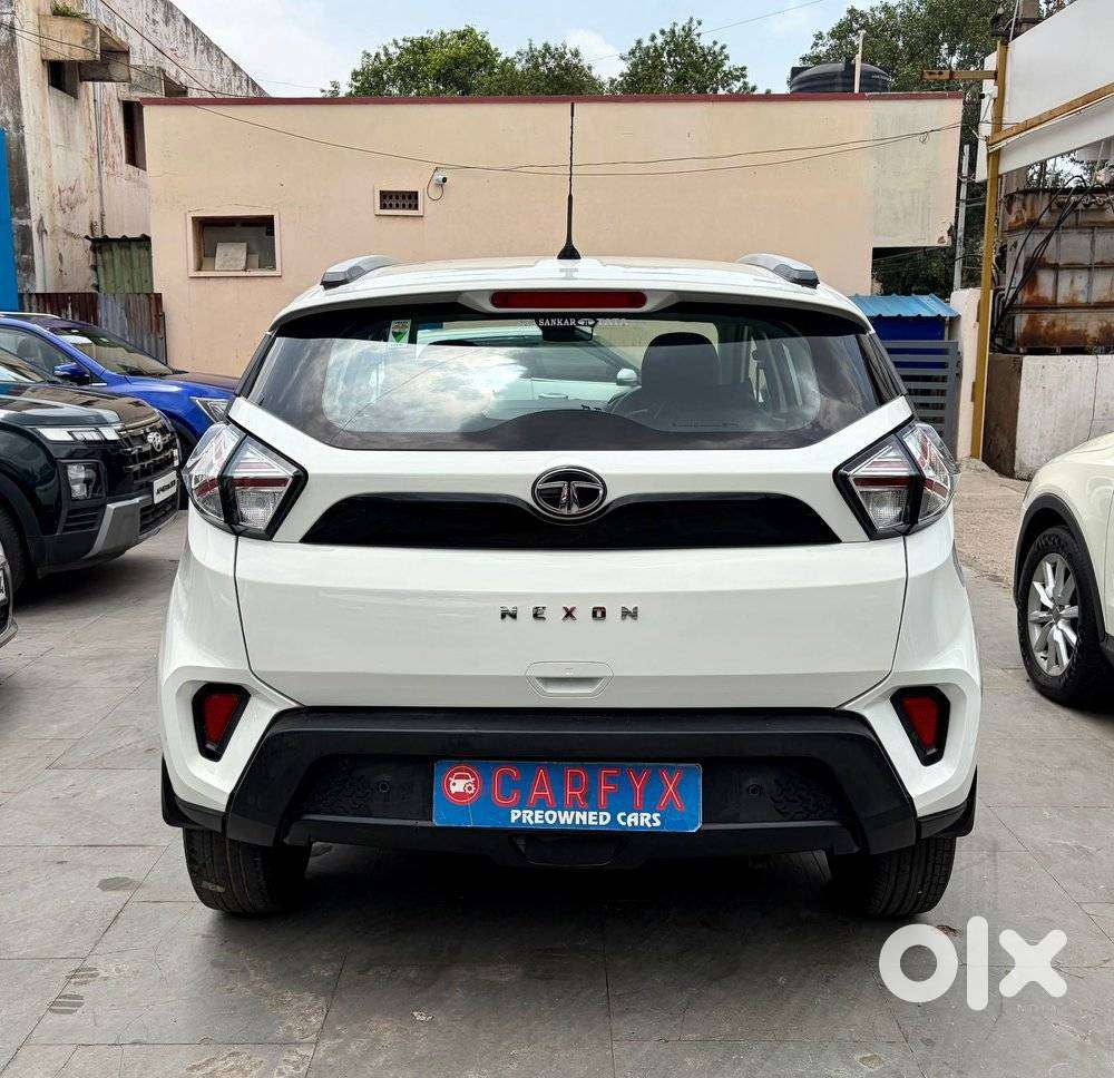 Tata Nexon 1.2 Revotron Xm (s), 2023, Diesel