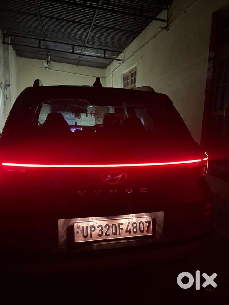 Hyundai Venue 2025 Petrol Good Condition