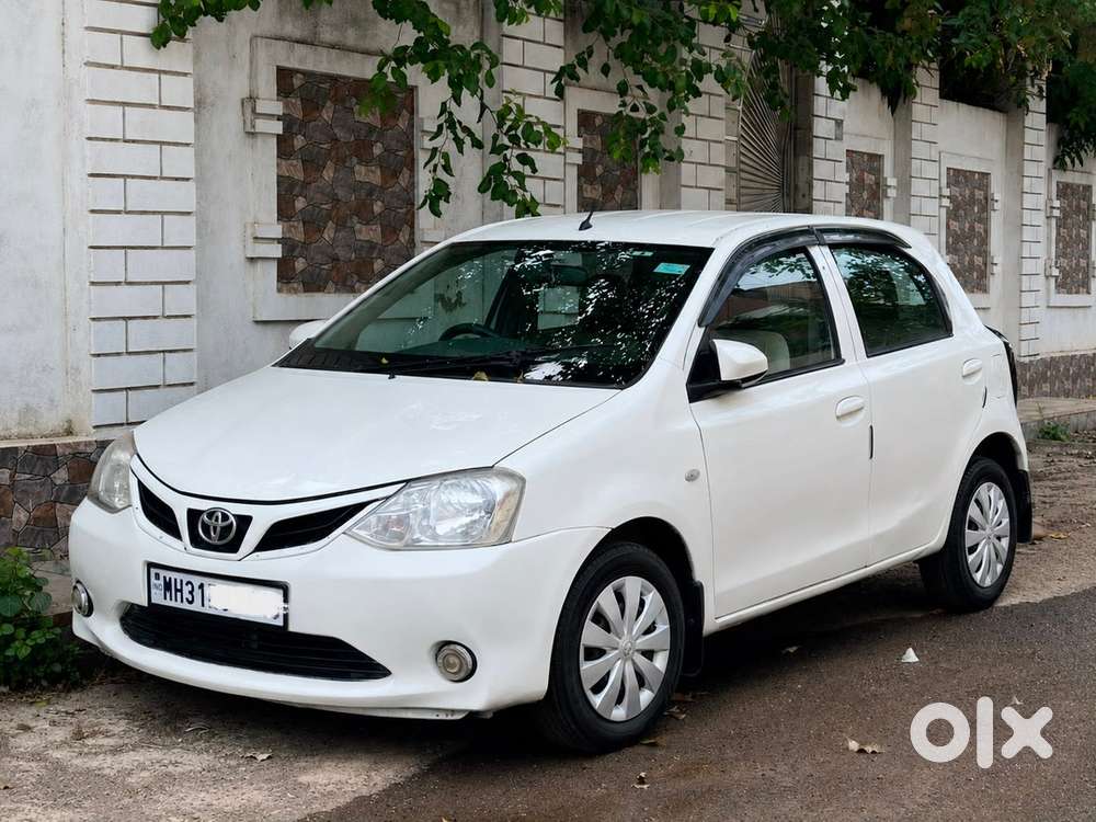 Toyota Etios Liva 2016 Petrol