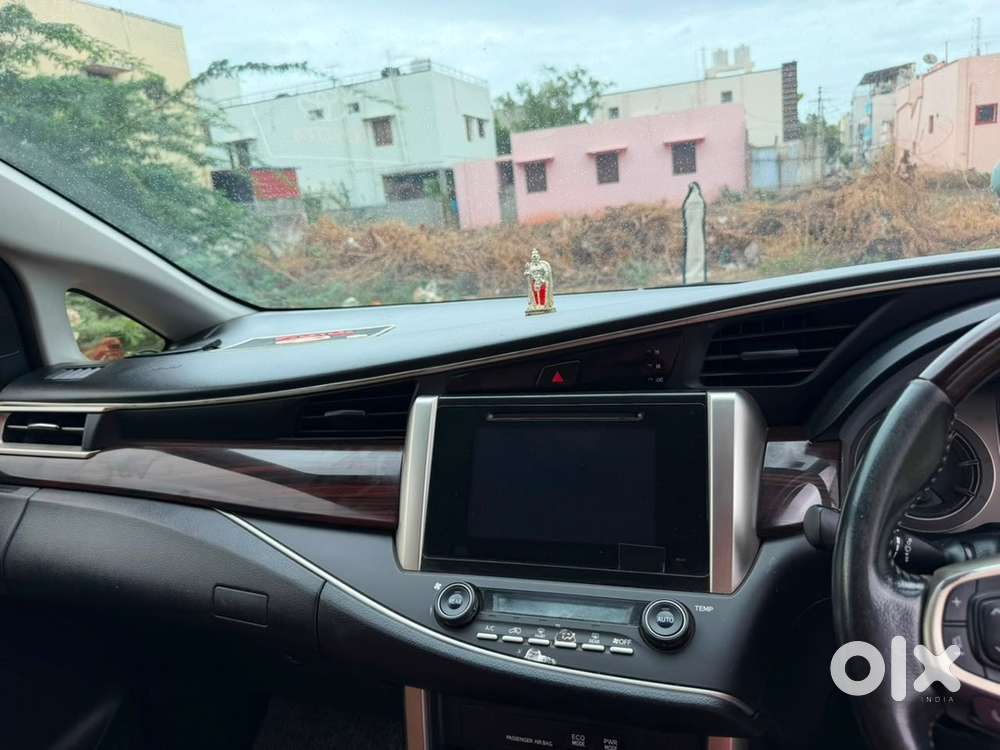 Toyota Innova Crysta 2020