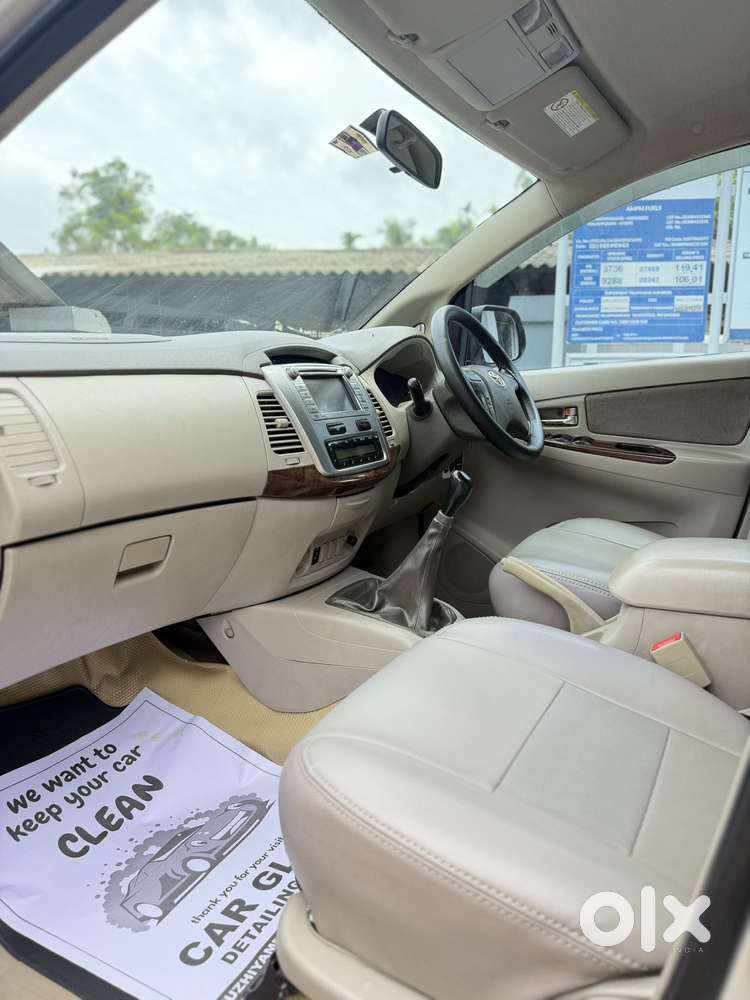 Toyota Innova 2.5 V 7 Str, 2012, Diesel