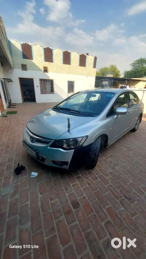 Passing 2027 Tak...90%  Tyer  2 Airbag Good Condition Cng
