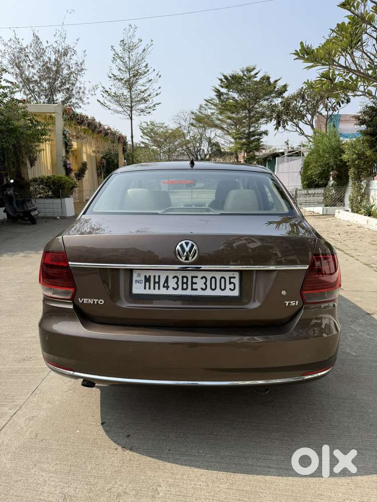 Volkswagen Vento 1.2 Tsi Highline Plus At, 2016, Petrol