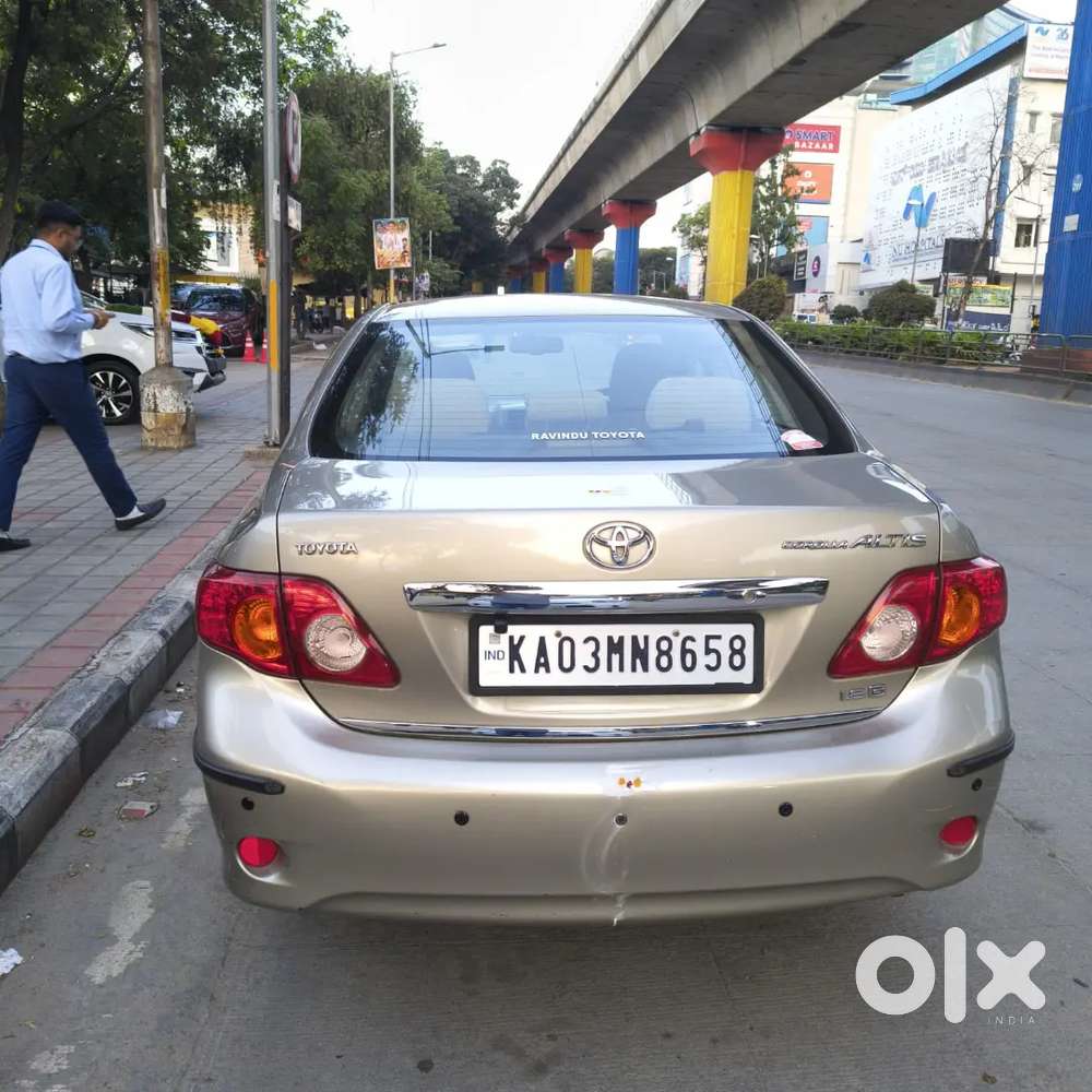 Toyota Corolla Altis 2011 Model