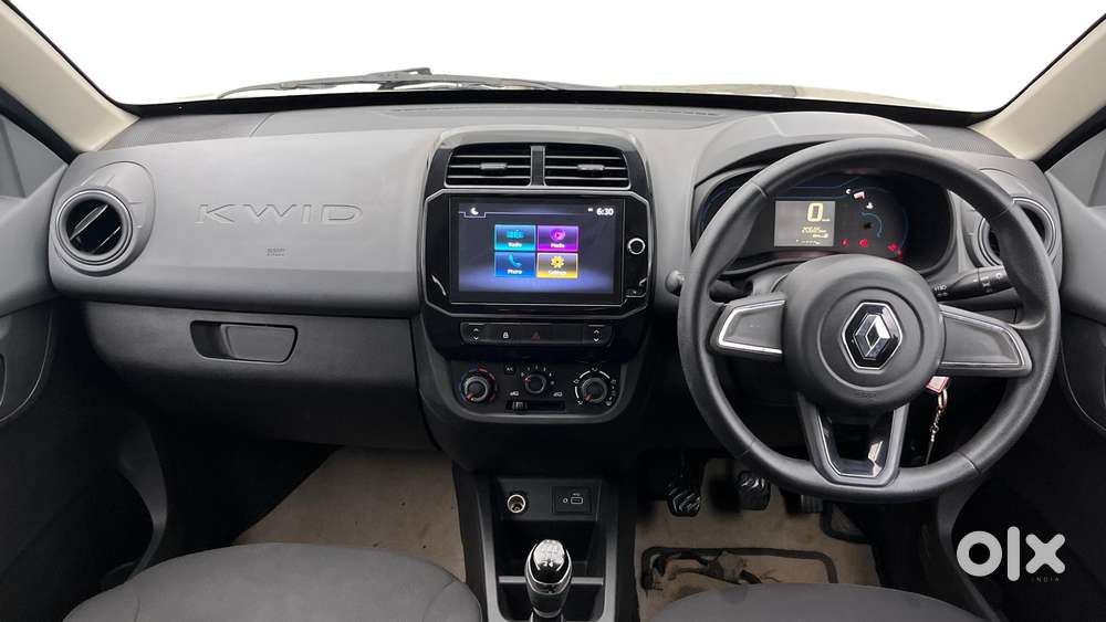 Renault Kwid 1.0 Rxt (o), 2022, Petrol