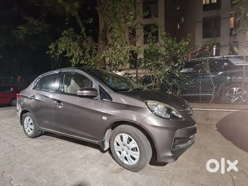 Honda Amaze Manual Transmission Petrol For Sale , Only 32000km Driven.