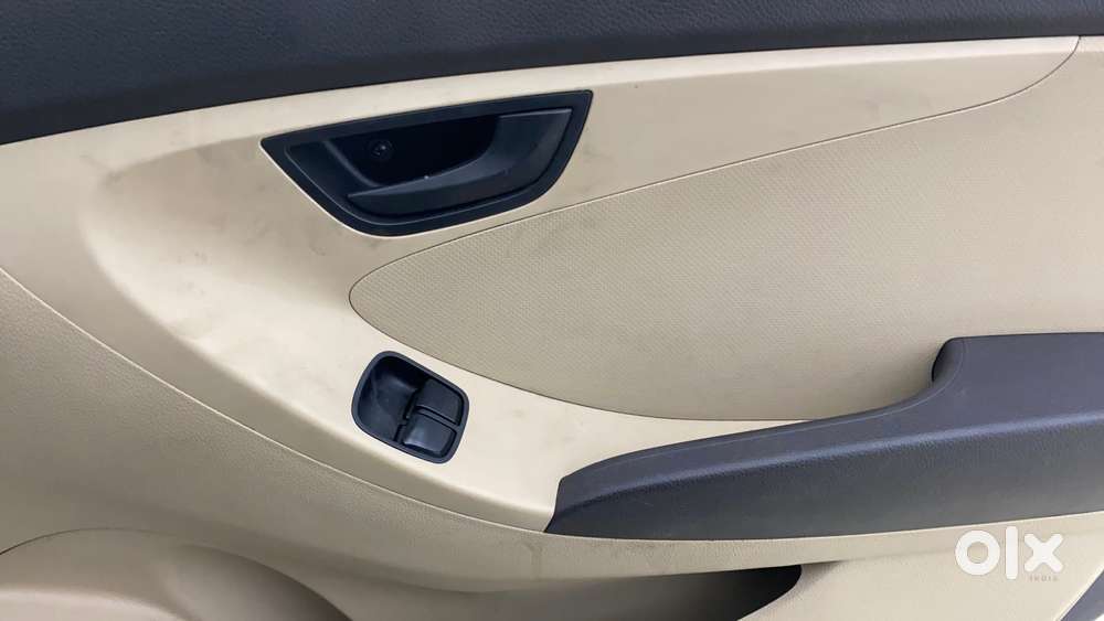 Hyundai Eon Era +, 2016, Petrol