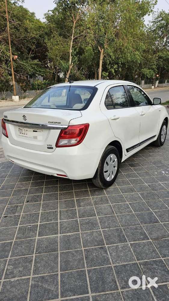 Maruti Suzuki Dzire 1.2 Vxi Amt, 2018, Petrol