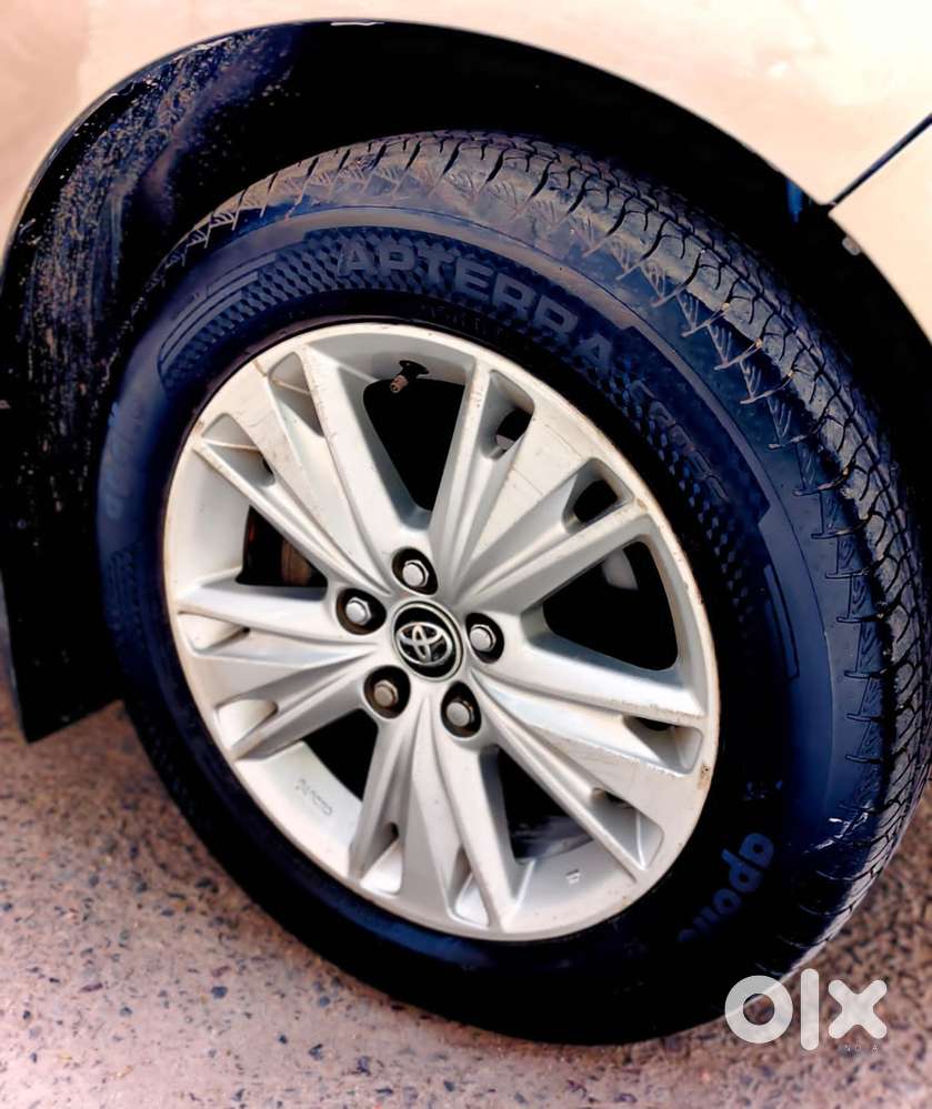 Toyota Innova Crysta 2.4 G Mt 8s, 2018, Diesel