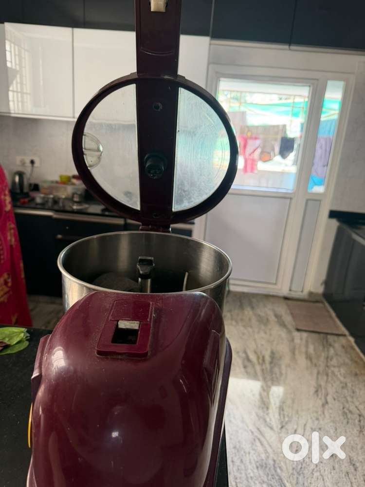 Kailash grinder with 2 stones - working in good condition