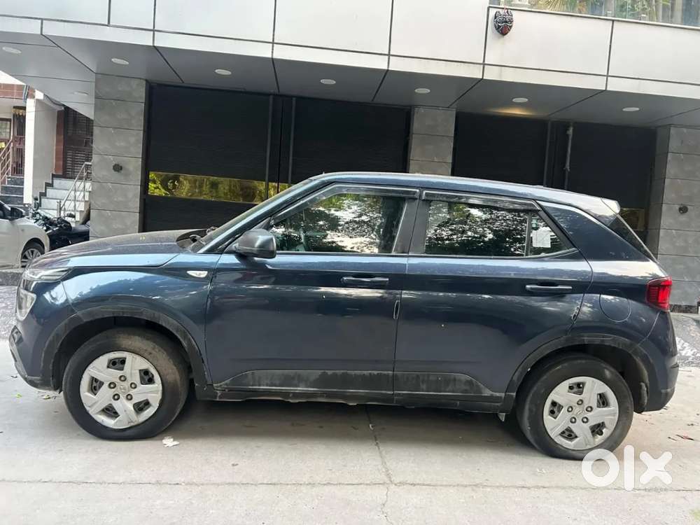Hyundai Venue E 1.2 Petrol, 2021, Petrol