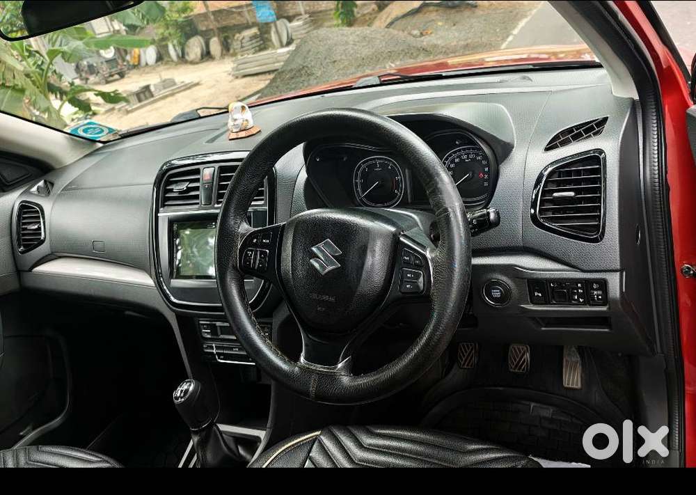 Maruti Suzuki Brezza Zdi+ Dual Tone, 2018, Diesel