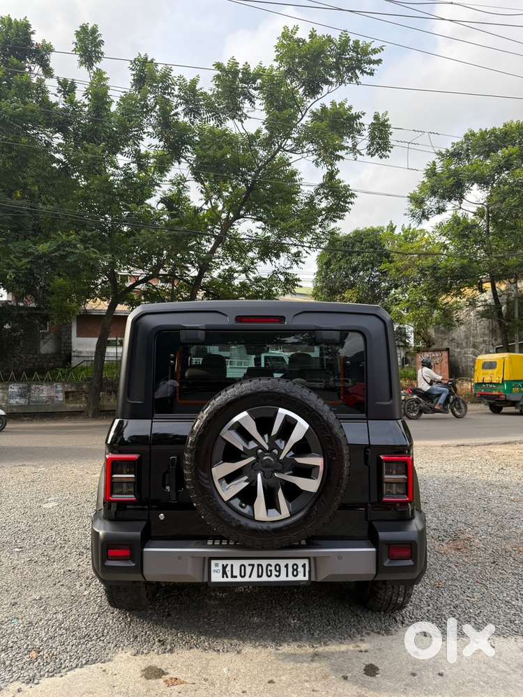 Mahindra Thar Roxx 2025 Petrol