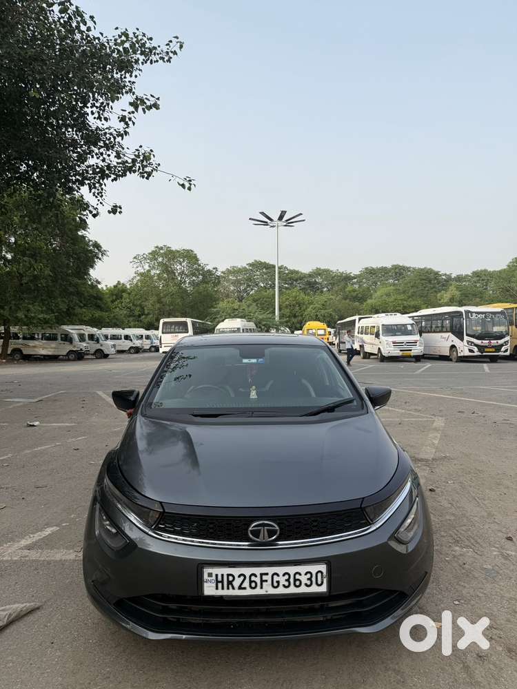 Tata Altoz Petrol 2024