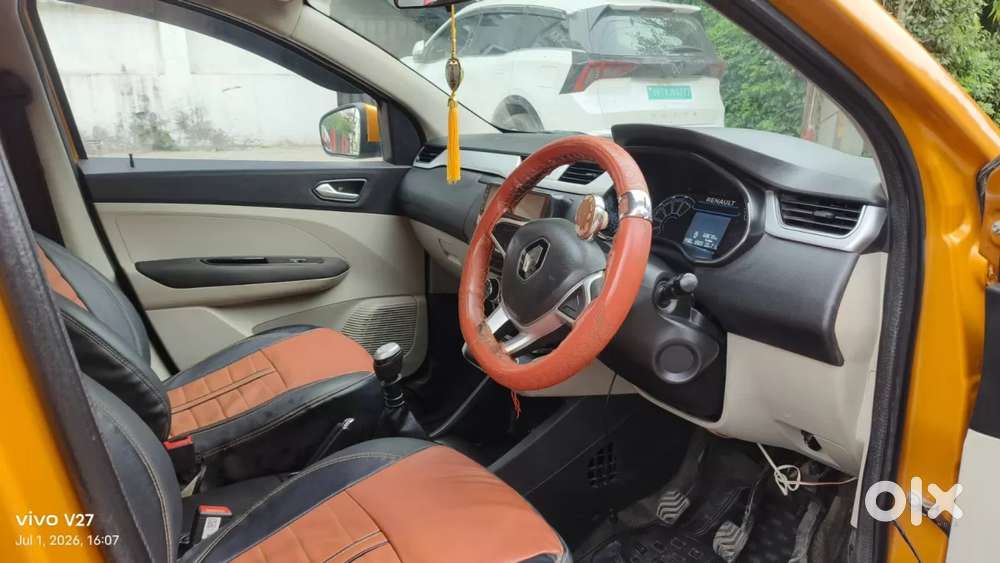Renault Triber Rxz, 2019, Petrol