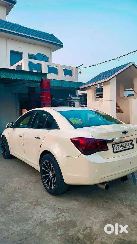 Chevrolet Cruze 2011 Diesel Well Maintained