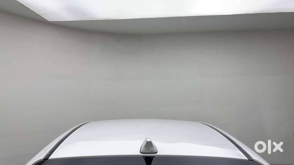 Hyundai Verna [ ] Fluidic 4s 1.6 Crdi Sx (o) At, 2017, Petrol