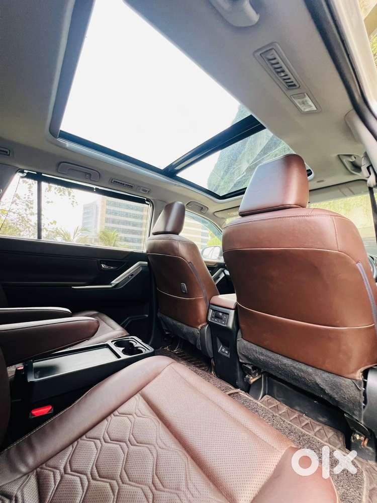 Toyota Innova Hycross 2.0 Zx Hybrid 7 Str, 2024, Petrol