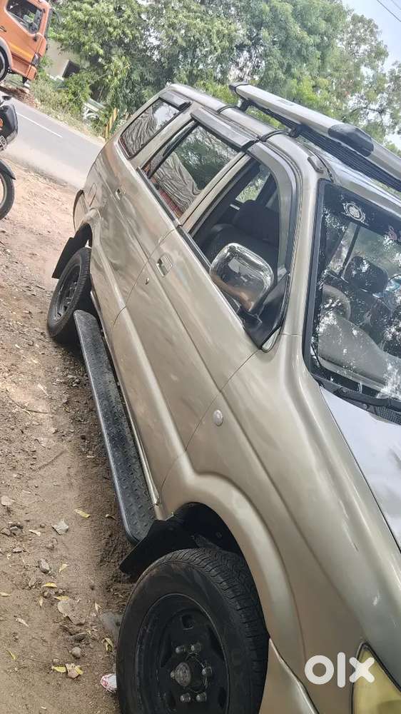 Chevrolet Tavera 2006 Car