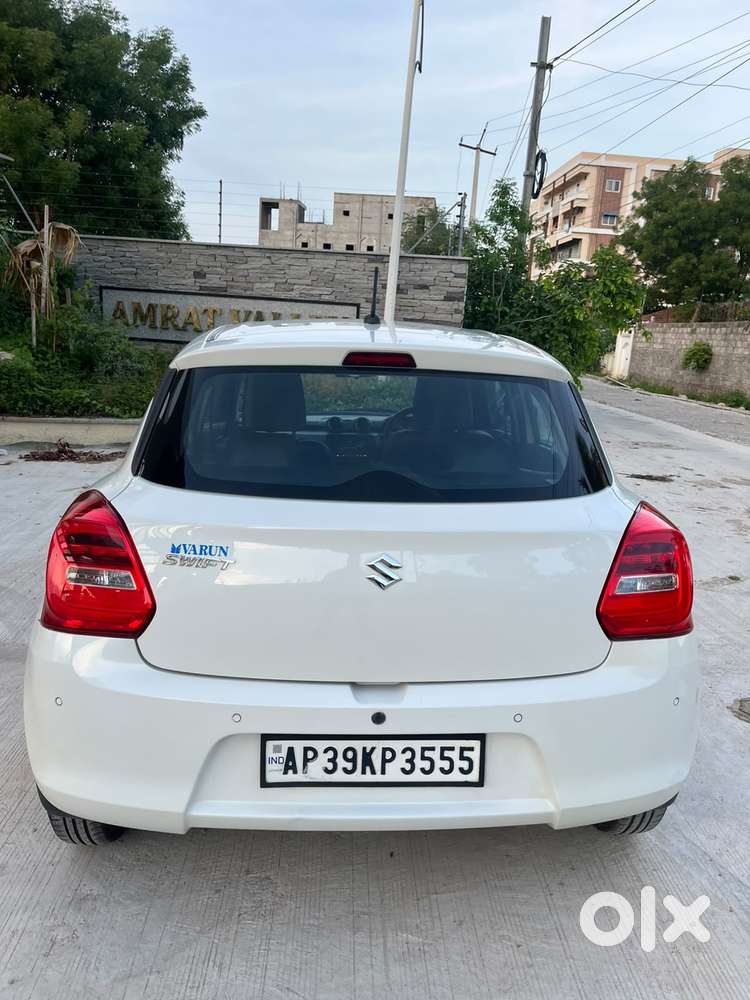 Maruti Suzuki Swift Vxi + Manual, 2021, Petrol