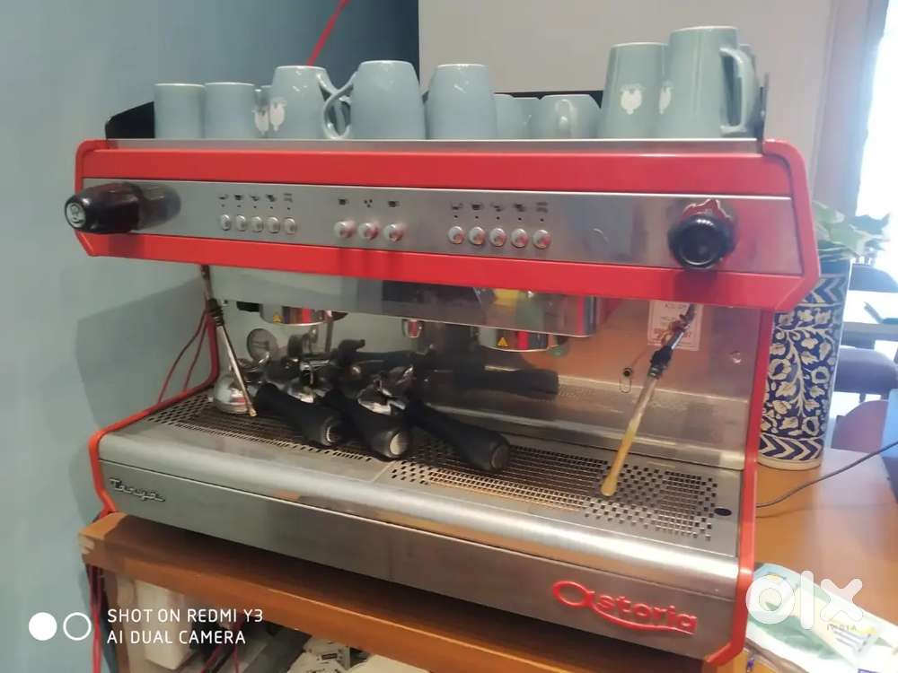 All new cafe equipments available