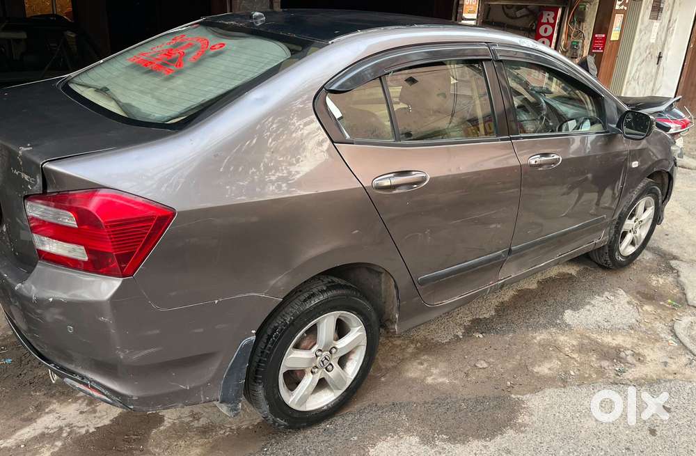 Honda City I Dtec V, 2012, Petrol