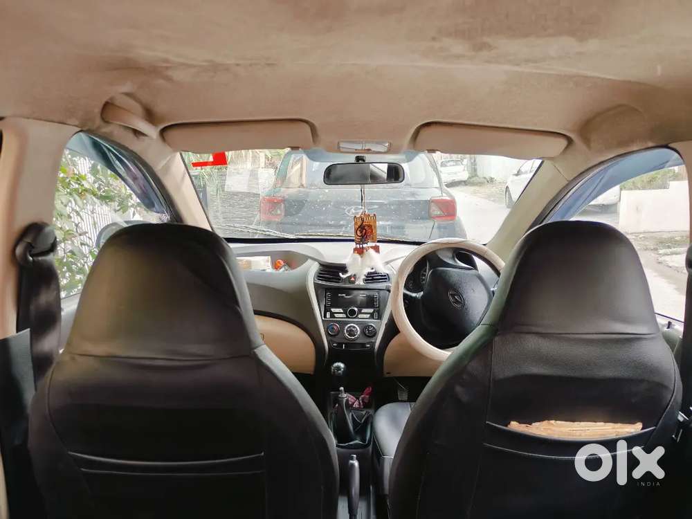 Hyundai Eon 2013 Petrol. Well Maintained, Original Company Color.