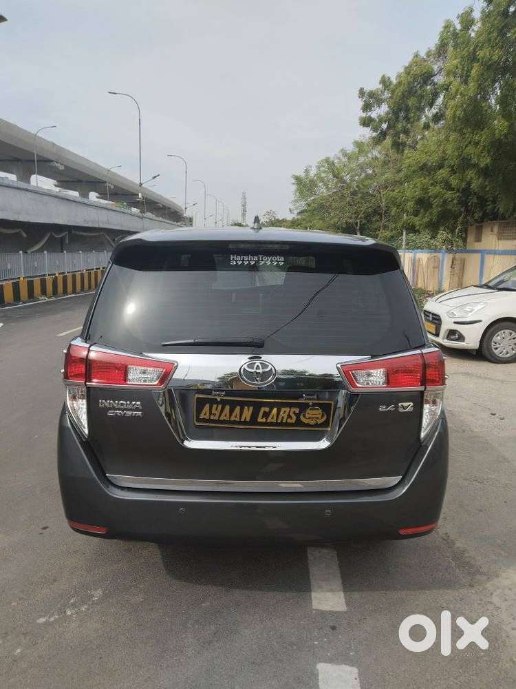 Toyota Innova Crysta 2.4 V, 2017, Diesel