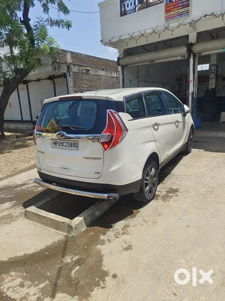 Mahindra Marazzo 1.5 2018