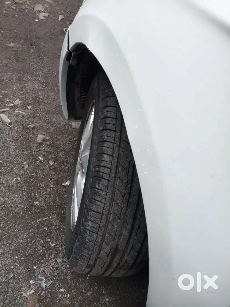 2013 Hyundai I20 Sportz New Tyer  New Battery