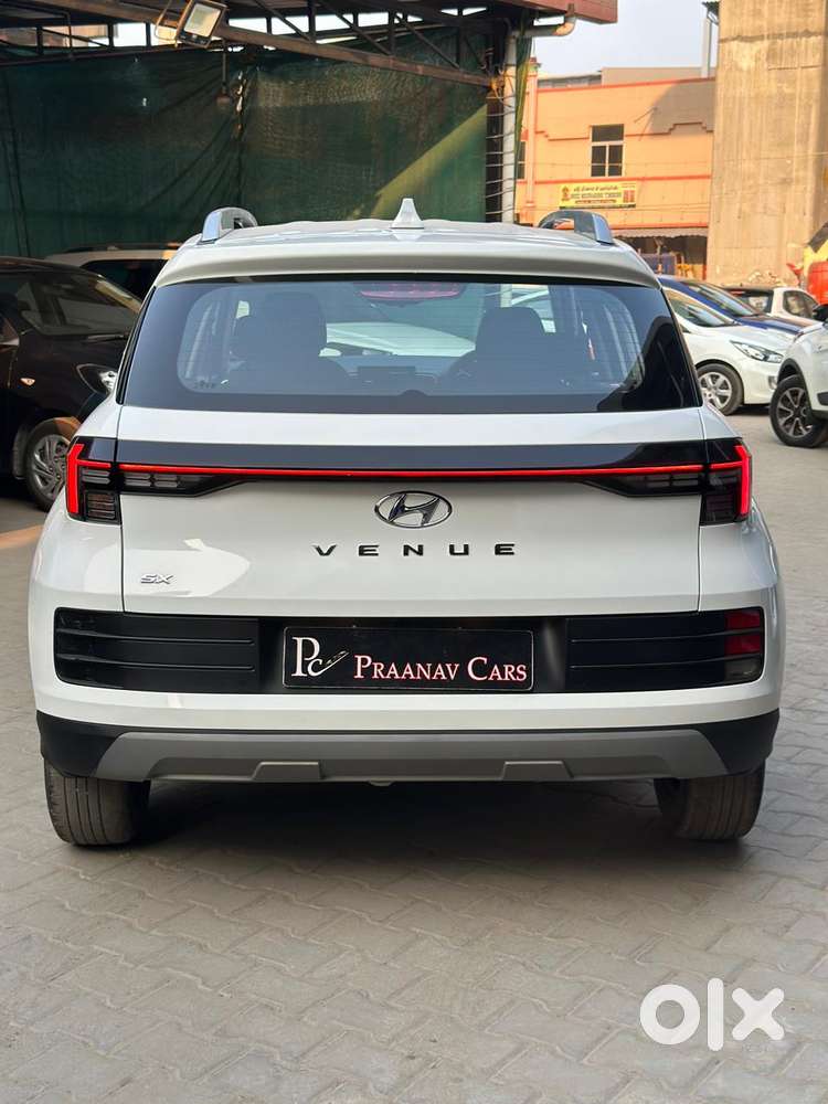 Hyundai Venue Sx, 2022, Petrol