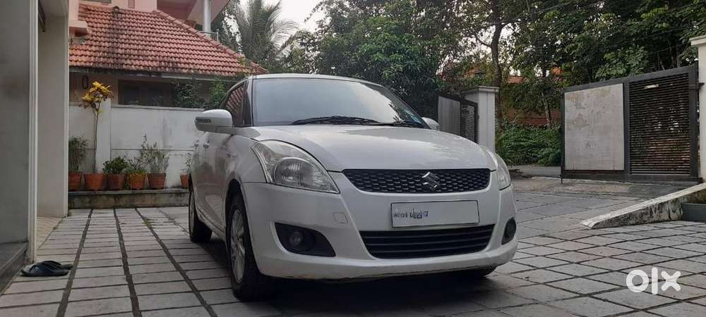 Maruti Suzuki Swift 2012 Diesel 289000 Km Driven