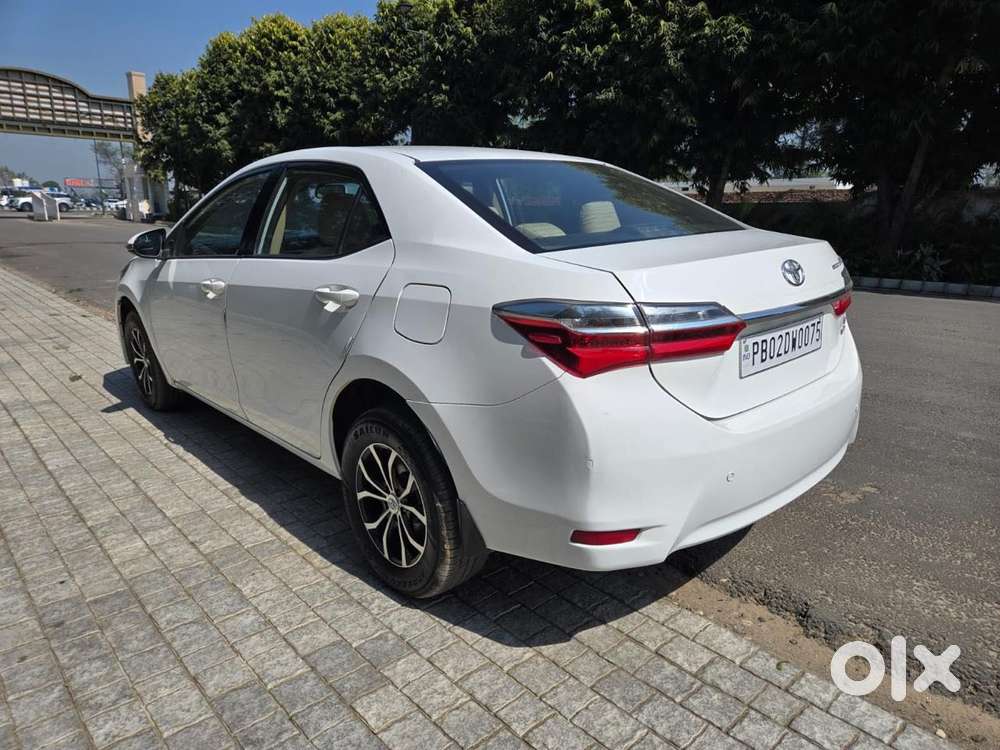 Toyota Corolla Altis 1.8 J, 2017, Diesel