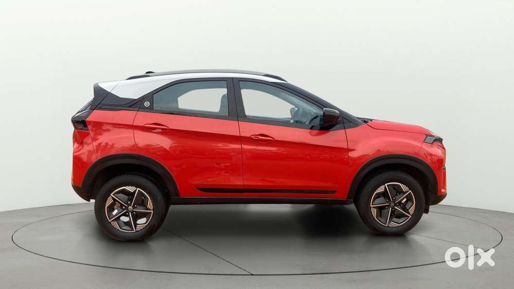 Tata Nexon Creative 1.2 Revotron Petrol 6 Amt Dt, 2023, Petrol