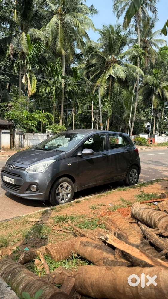 Hyundai Petrol 2017 Car