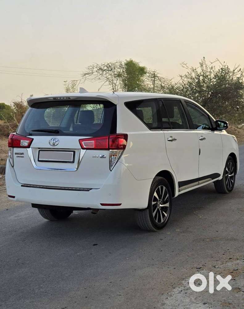 Toyota Innova Crysta Zx 2.4 Diesel 7 Seater, 2023, Diesel