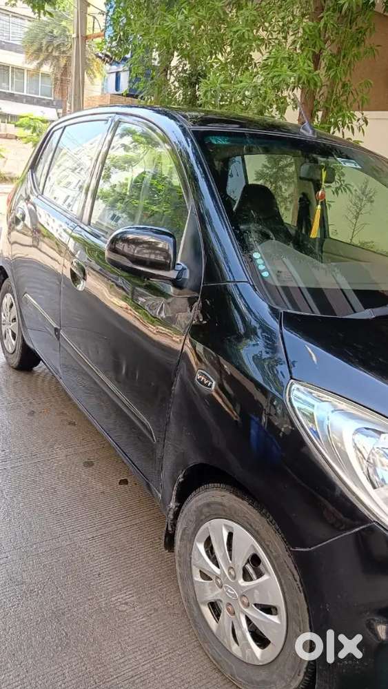 Hyundai I10 Sportz Petrol Manual 2011 Valid 2031