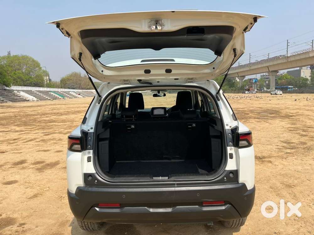 Maruti Suzuki Vitara Brezza 1.5 Vxi, 2023, Petrol