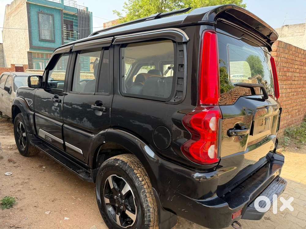 Mahindra Scorpio 2021 Diesel Well Maintained