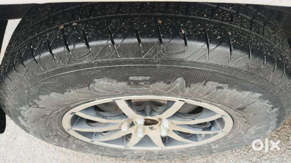 Mahindra Tuv 300 T6, 2015, Diesel