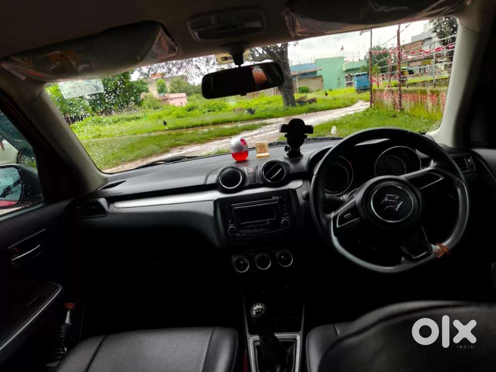 Maruti Suzuki Swift 1.3 Zxi, 2019, Petrol