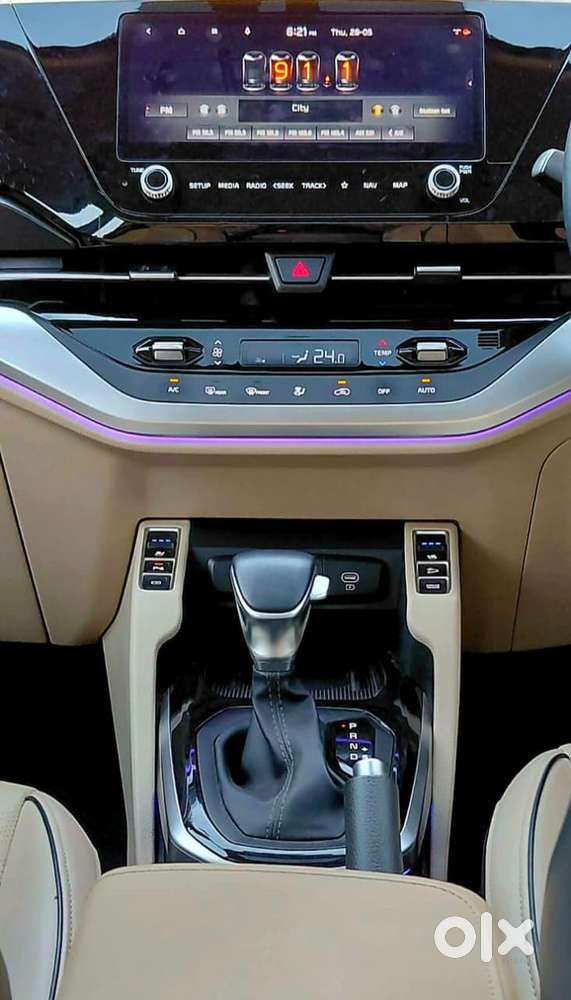 Kia Carens 1.5 Luxury Plus Turbo 7 Str, 2022, Petrol