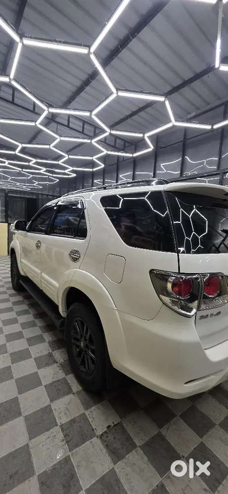 Toyota Fortuner 2015 diesel
