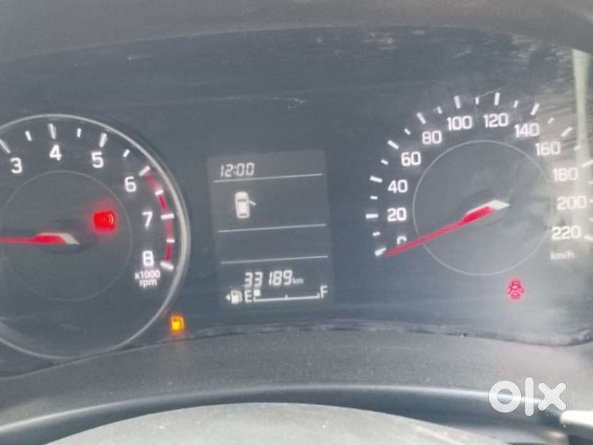 Maruti Suzuki Swift 1.2 Vxi (o), 2024, Petrol