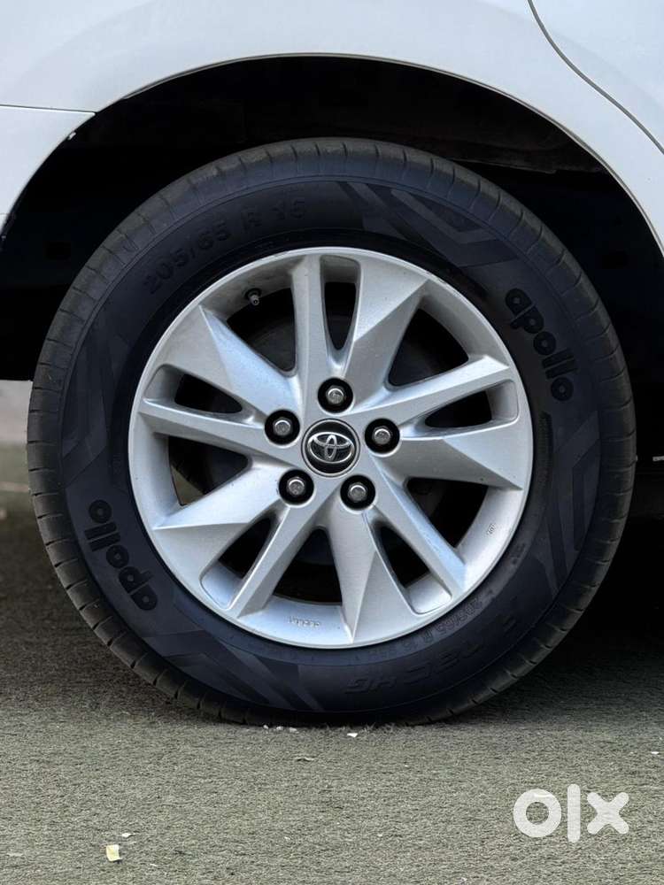 Toyota Innova Crysta