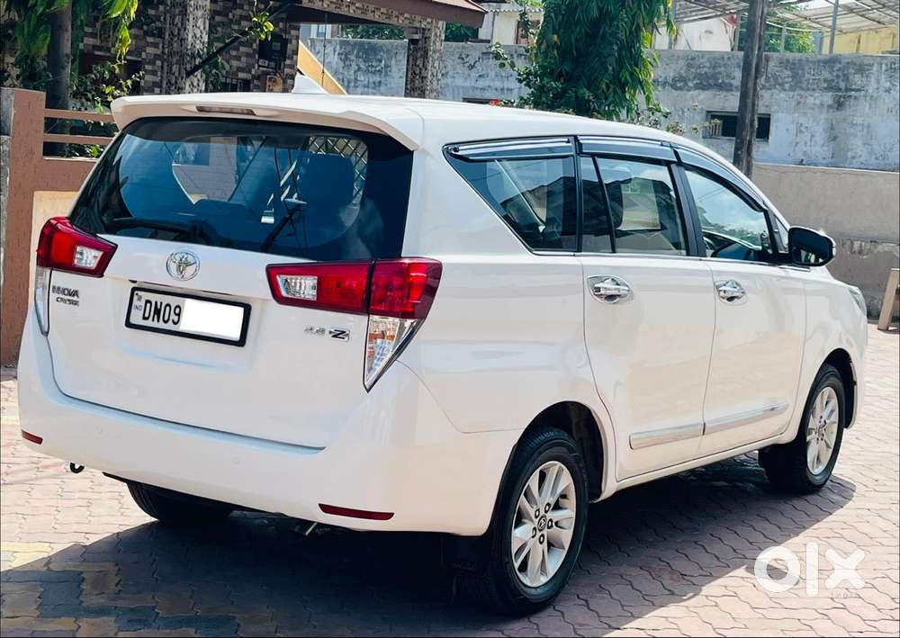 Toyota Innova Crysta 2.8z Automatic, 2017, Diesel