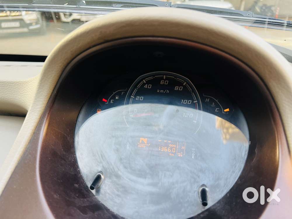 Tata Nano Xta, 2016, Petrol
