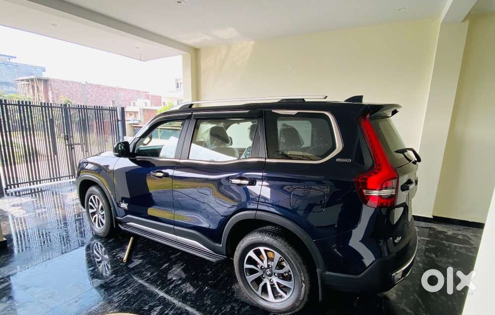 Next To Showroom Condition Car